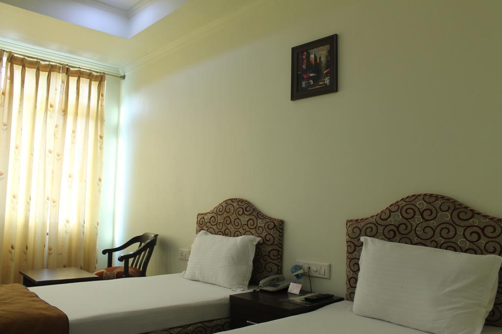 Bodhgaya Gautam Hotel Exterior photo