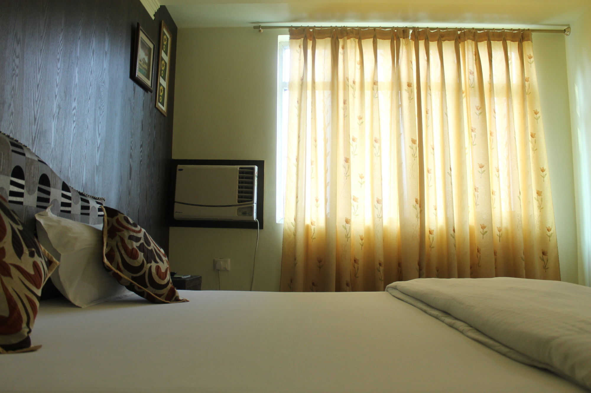 Bodhgaya Gautam Hotel Exterior photo
